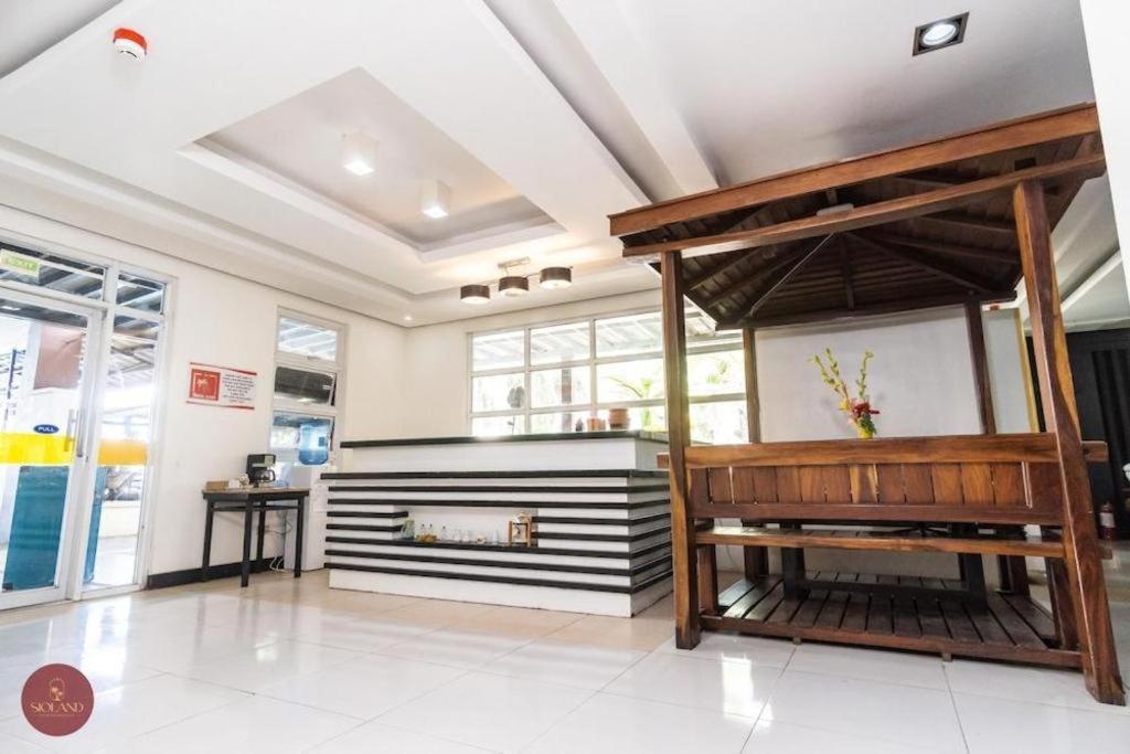Quezon Premier Hotel - Candelaria Eksteriør bilde