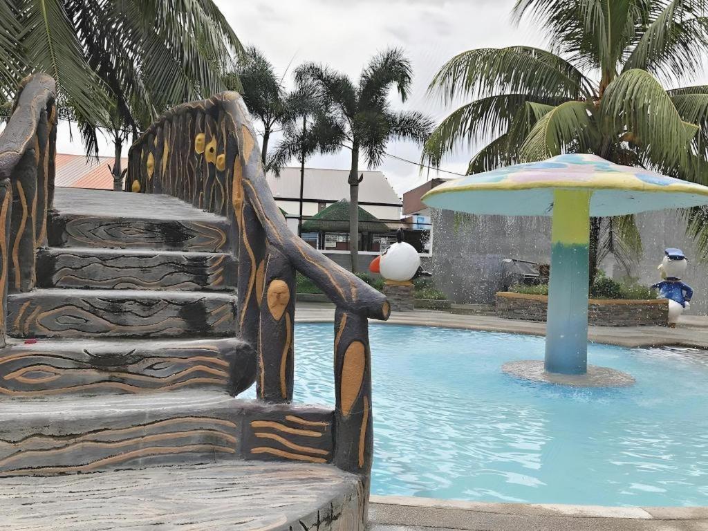Quezon Premier Hotel - Candelaria Eksteriør bilde