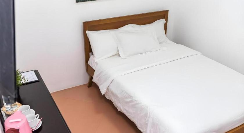 Quezon Premier Hotel - Candelaria Eksteriør bilde